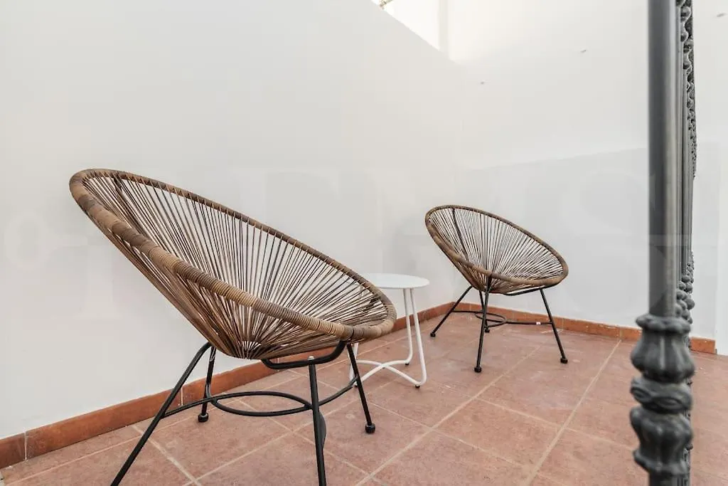 Sophisticated Apartment With Terrace By Rems Málaga